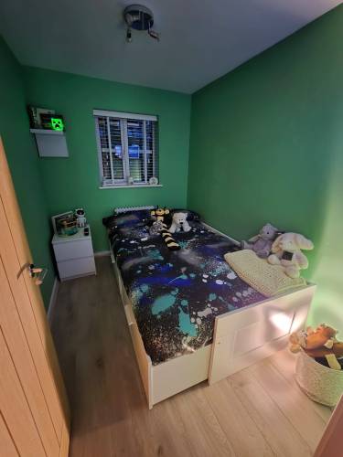 Child bedroom painting finish